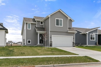 421 Fireside Dr NW, Bondurant, IA 50035