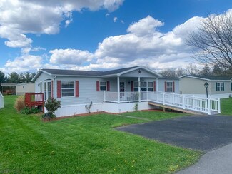 318 Liberty Bell Dr, Duncansville, PA 16635