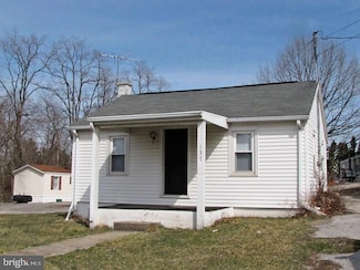 137 Pear Ave, Manchester, PA 17345