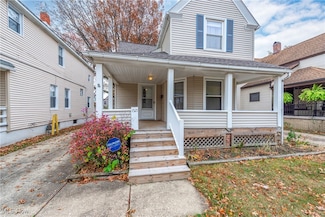 1521 Newman Ave, Lakewood, OH 44107