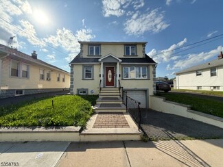1464 Leslie St, Hillside, NJ 07205