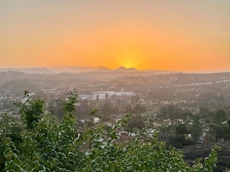 3829 Pinnacle Place, Escondido, CA 92025