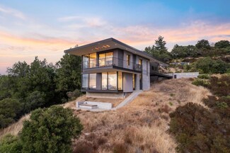 16951 Bohlman Rd, Saratoga, CA 95070