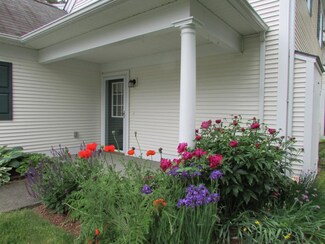 15 Linden Dr Unit 15, Lebanon, NH 03784