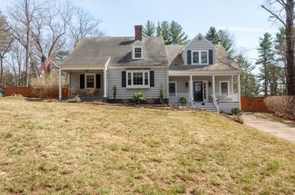 123 Forest Hill Ave, Lynnfield, MA 01940