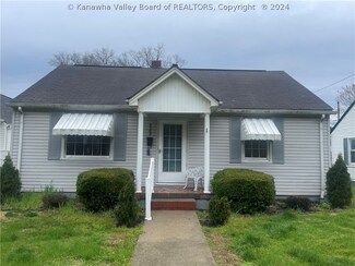 4302 Lancaster Ave, Charleston, WV 25304