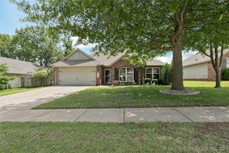 2505 W Natchez St, Broken Arrow, OK 74011