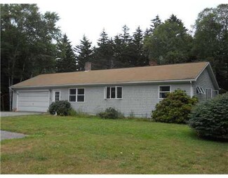 10 Long Pond Rd, Southwest Harbor, ME 04679