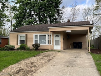 2313 Nesmith Lake Blvd, Akron, OH 44314