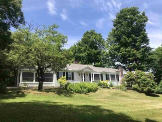 1320 Middle Rd, Brattleboro, VT 05301