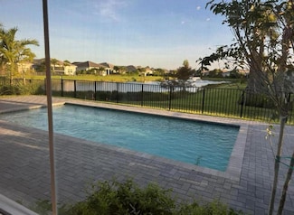 10036 Seagrass Way, Palm Beach Gardens, FL 33412