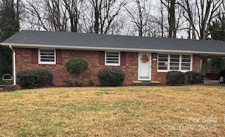 1922 30th St NE, Hickory, NC 28601