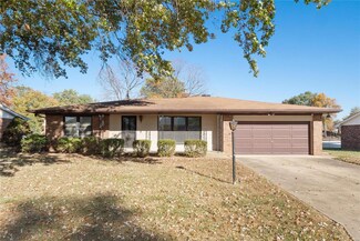 517 Leawood Dr, Swansea, IL 62226