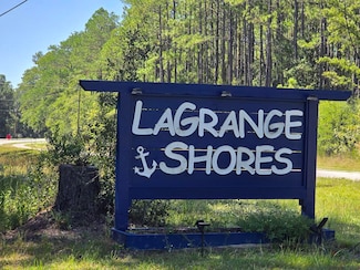 C-19 Magnolia Dr, Freeport, FL 32439