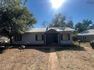 412 W Main St, Archer City, TX 76351
