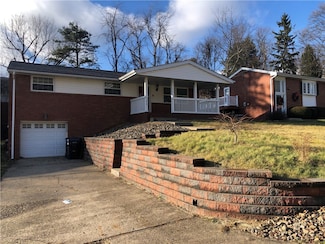 179 Rosemont Dr, Coraopolis, PA 15108