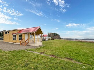 1323 McDonald St Unit 7, Port Angeles, WA 98363