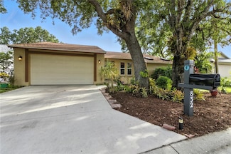 832 Harrowood Ct, Sarasota, FL 34232