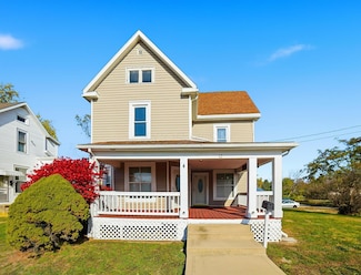 4 Maple St, Jeffersonville, OH 43128