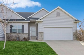 517 Stone Hedge Dr NW, Cedar Rapids, IA 52405