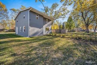 2946 Marshall St, Rockford, IL 61109