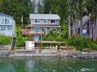 51 Canal Ln, Brinnon, WA 98320