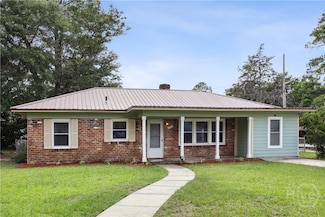 2301 Pinetree Rd, Savannah, GA 31404