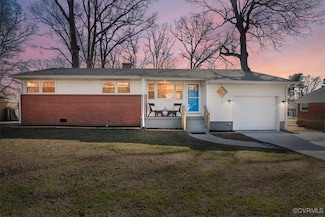3204 Sherwood Ln, Hopewell, VA 23860