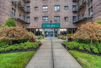204-15 Foothill Ave Unit B21, Hollis, NY 11423