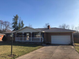 2651 Danbury Rd, Springfield, OH 45505