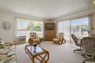 654 Kaniahe St, Wahiawa, HI 96786