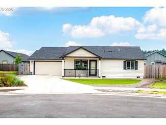 2283 Cheadle Lake Ct, Lebanon, OR 97355