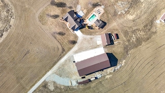 2723 E Kammerer Rd, Kendallville, IN 46755
