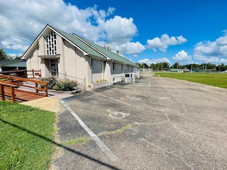 1145 Pinhook Dr, Savannah, TN 38372