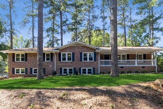 1004 Gary Dr, Mc Cormick, SC 29835