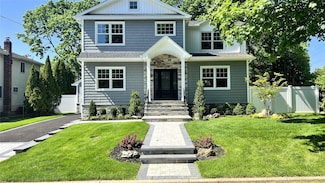 57 William St, Bethpage, NY 11714