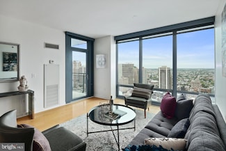 2101 Market St Unit 3405, Philadelphia, PA 19103
