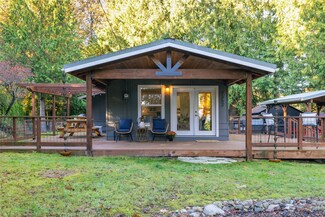 1352 Puget Dr E, Port Orchard, WA 98366