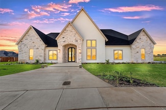 129 Iris St, Lorena, TX 76655