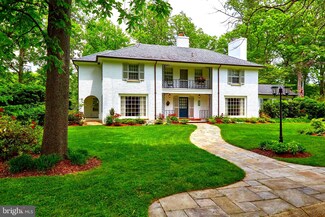 6909 Forest Hill Dr, University Park, MD 20782