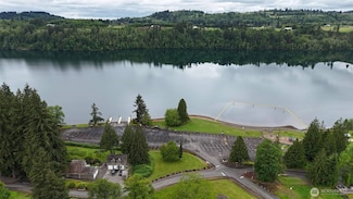 161 Beach Rd, Mossyrock, WA 98564