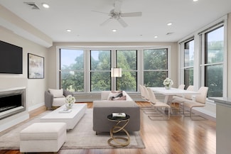 132 Boylston St Unit 3, Boston, MA 02116