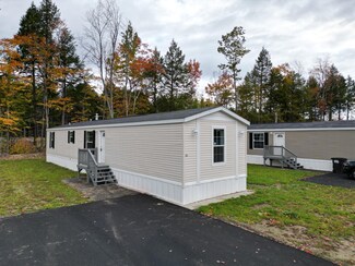 15 Abbey Ln, Waterville, ME 04901