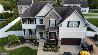 26 Candlewood Rd, Williamstown, NJ 08094