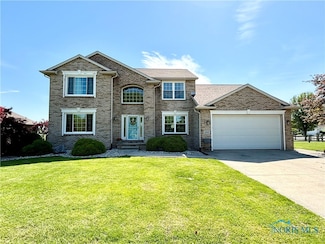 265 Elm Tree Ct, Northwood, OH 43619