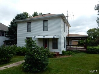 122 W 2nd St, Ponca, NE 68770