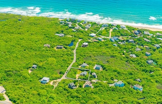 41 N Surfside Ave, Montauk, NY 11954