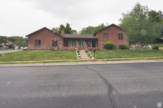 2539 E Oak Ln, Layton, UT 84040