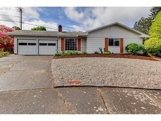 13534 NE Rose Pkwy, Portland, OR 97230