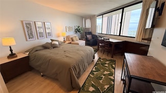 1700 Ala Moana Blvd Unit 1902, Honolulu, HI 96815